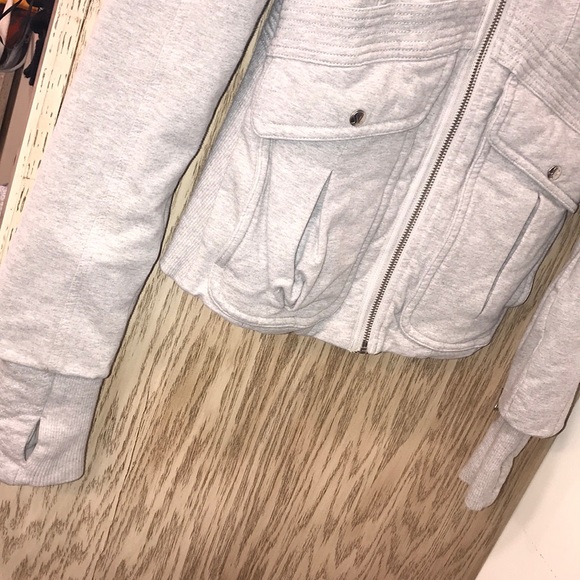 Lululemon scuba zip-up - Picture 2 of 8